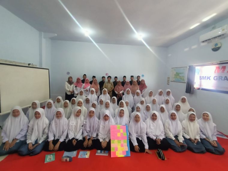 SISWA SISWI SMK GRAHA HUSADA